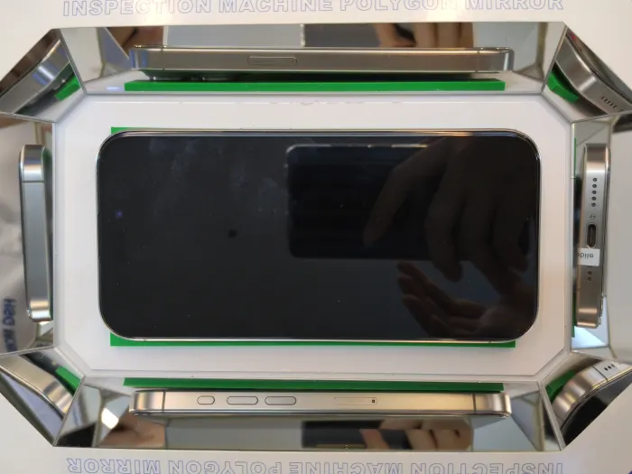 Apple iPhone 15 Pro — photo 11 of 11