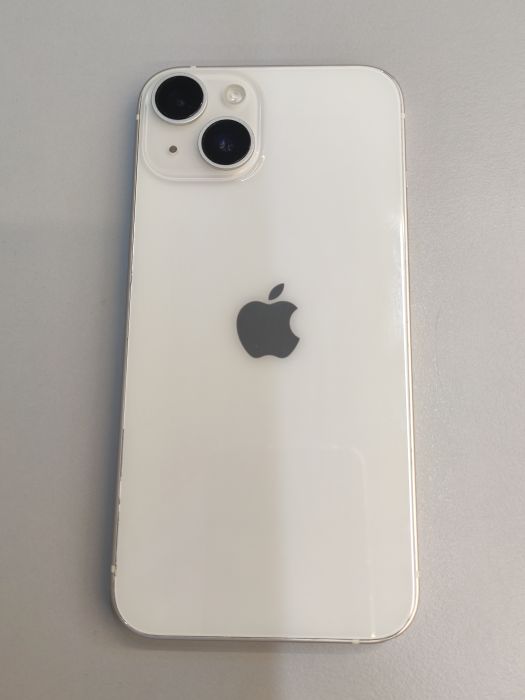 Apple iPhone 14 — photo 4 of 11