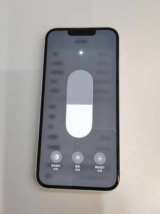 Apple iPhone 13 — photo 7 of 8