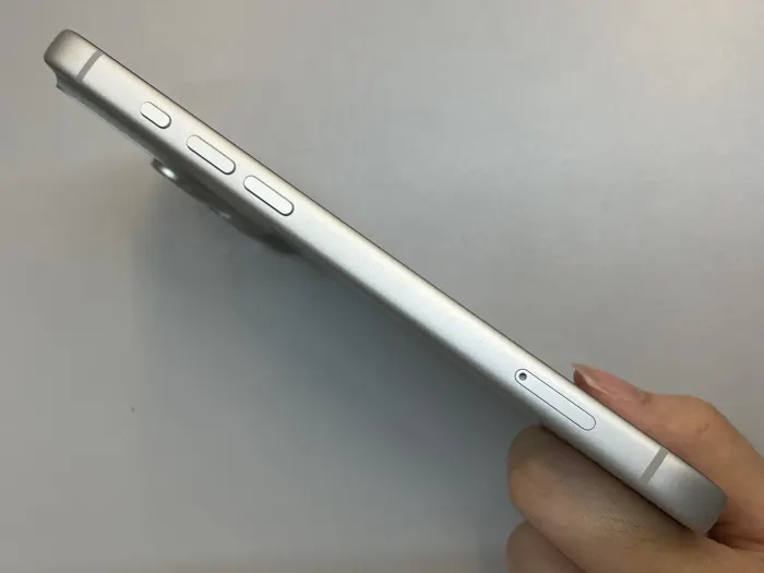 Apple iPhone 17 Pro Max — photo 5 of 10