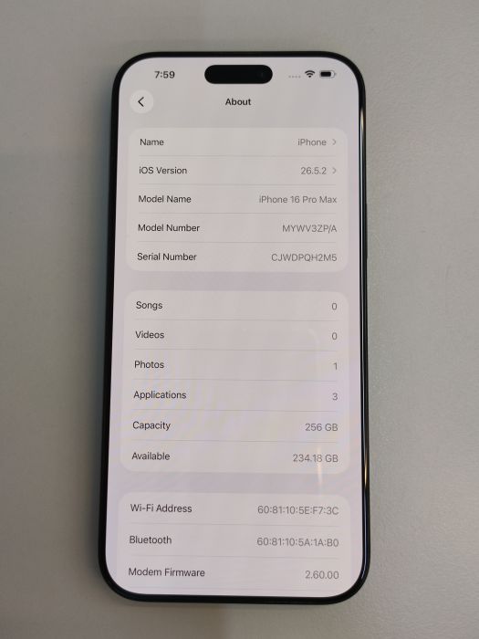 Apple iPhone 16 Pro Max — photo 10 of 10