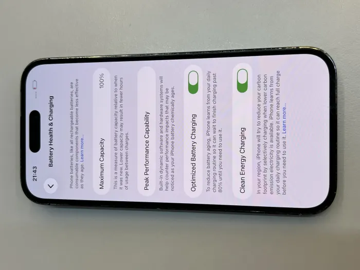 Apple iPhone 14 Pro — photo 7 of 10