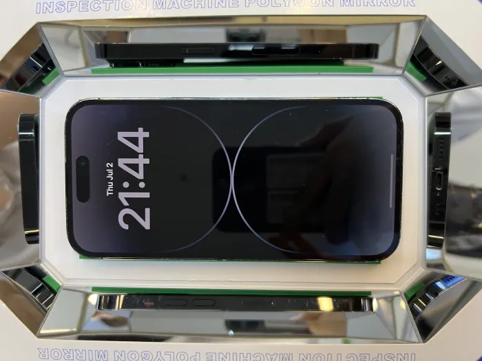 Apple iPhone 14 Pro — photo 10 of 10