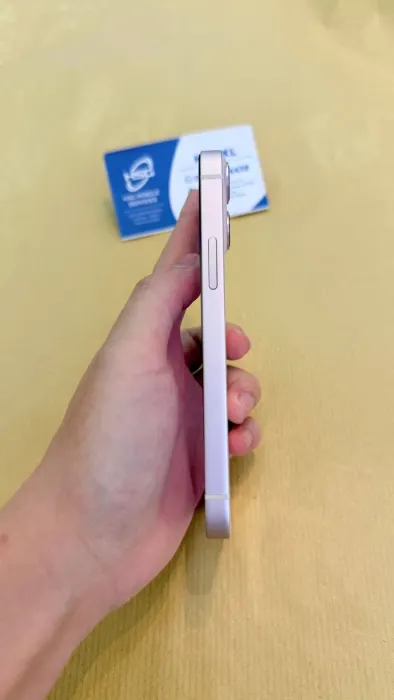 Apple iPhone 13 mini — photo 2 of 8
