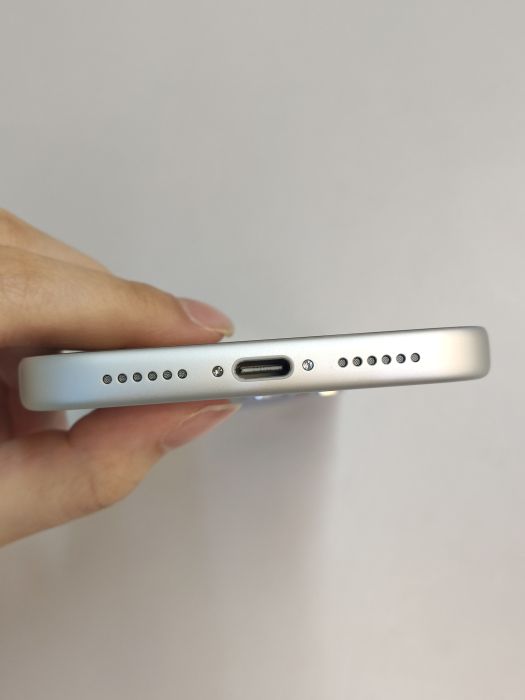 Apple iPhone 17 Pro Max — photo 5 of 8