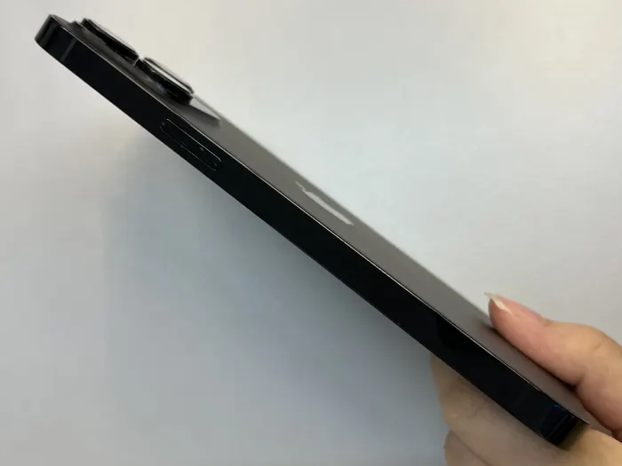 Apple iPhone 14 Pro Max — photo 1 of 10