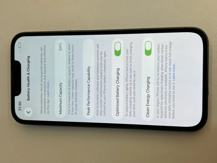 Apple iPhone 13 — photo 9 of 10