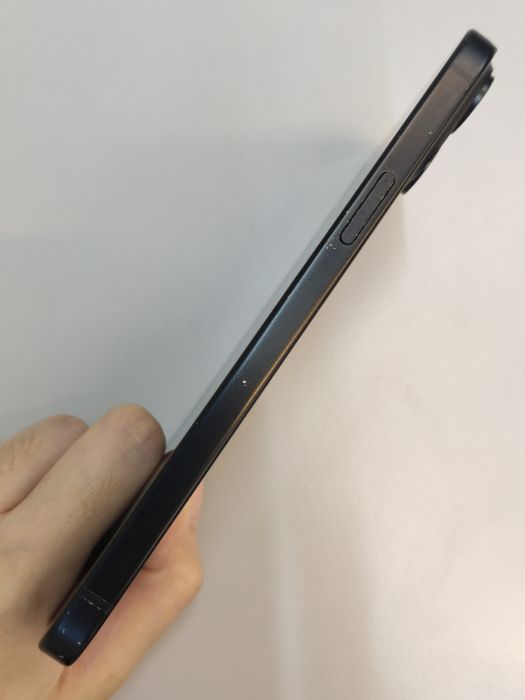 Apple Apple iPhone 15 Plus — photo 4 of 10