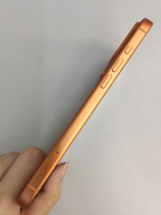 Apple iPhone 17 Pro Max — photo 7 of 10