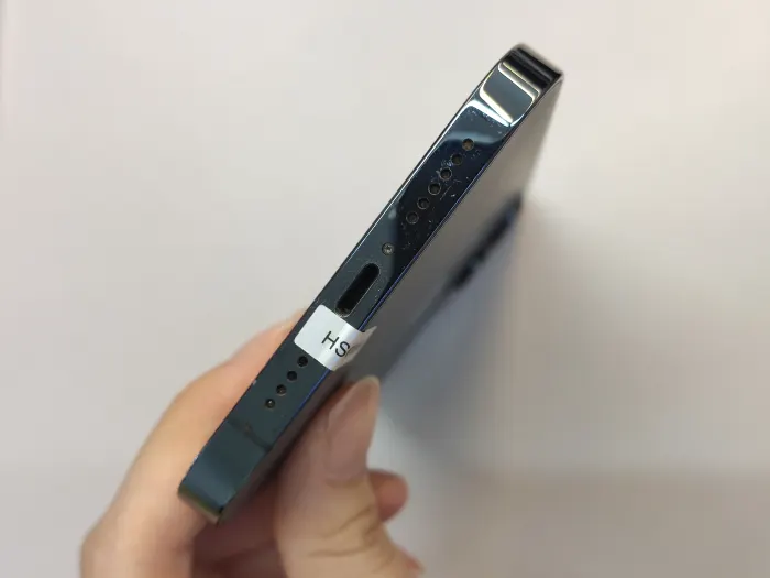 Apple iPhone 12 Pro Max — photo 7 of 10