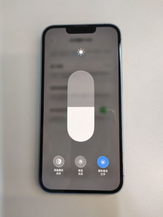 Apple iPhone 14 — photo 7 of 8