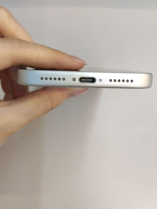 Apple iPhone 17 Pro Max — photo 7 of 10