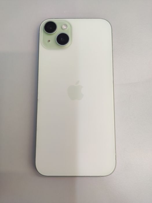 Apple iPhone 15 Plus — photo 4 of 10