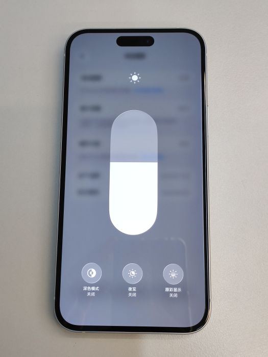 Apple iPhone 15 Plus — photo 9 of 10