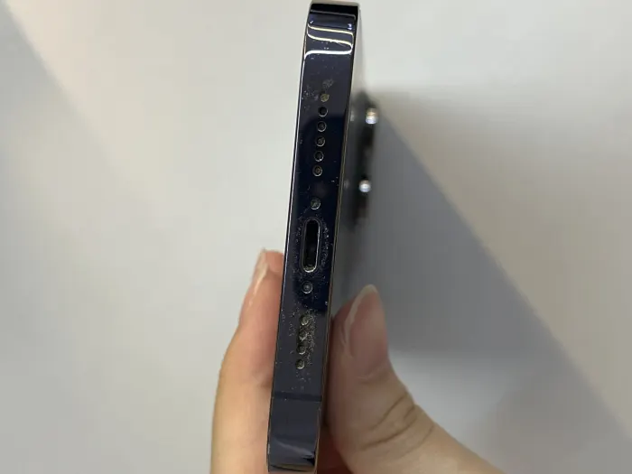 Apple iPhone 14 Pro Max — photo 4 of 10