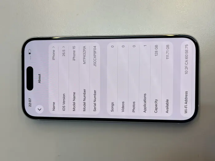 Apple iPhone 15 — photo 5 of 10