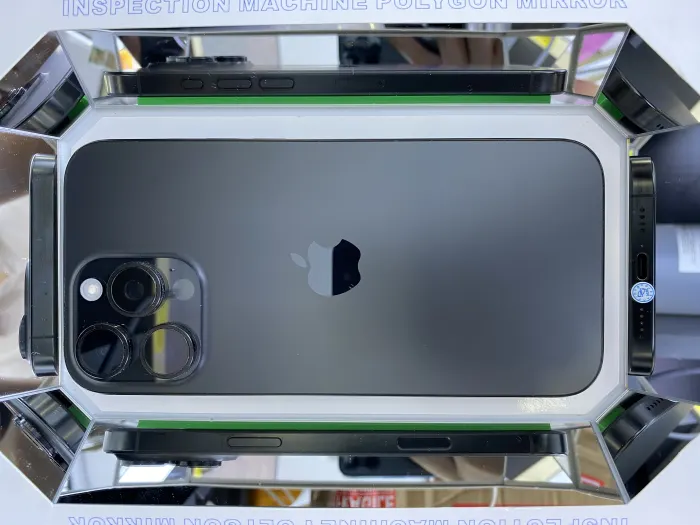 Apple iPhone 16 Pro Max — photo 1 of 10