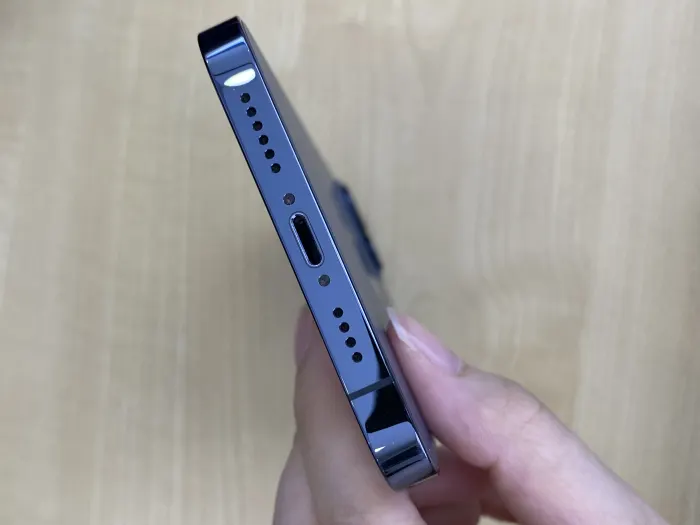 Apple iPhone 12 Pro Max — photo 6 of 10