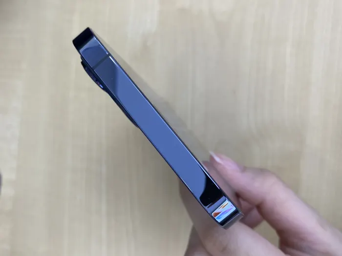 Apple iPhone 12 Pro Max — photo 7 of 10