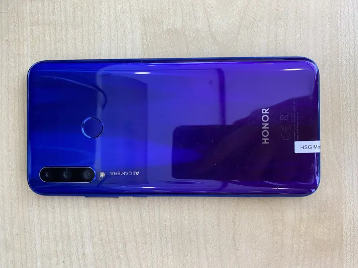 Huawei Honor 20 Lite — photo 3 of 9