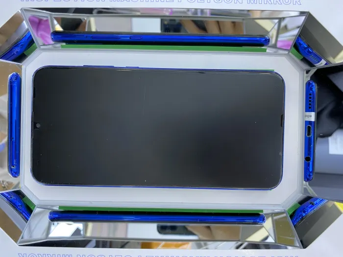 Huawei Honor 20 Lite — photo 9 of 9