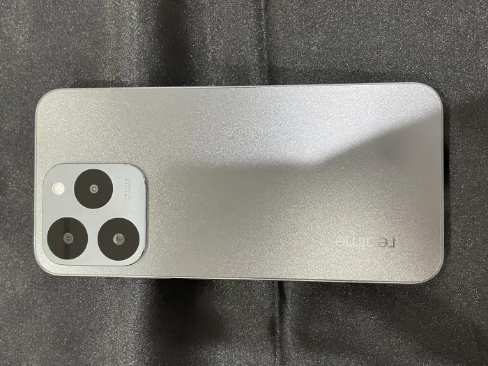Realme 15T — photo 2 of 9