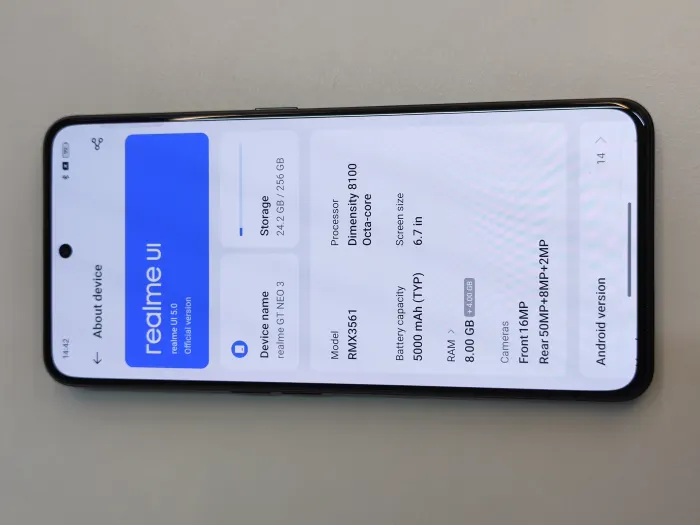 Realme GT Neo 3 — photo 2 of 9