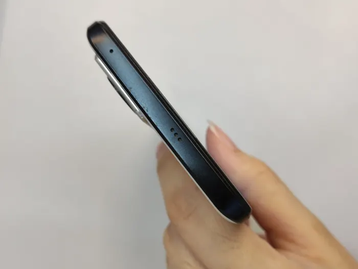Realme GT Neo 3 — photo 3 of 9