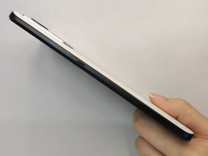 Realme GT Neo 3 — photo 5 of 9
