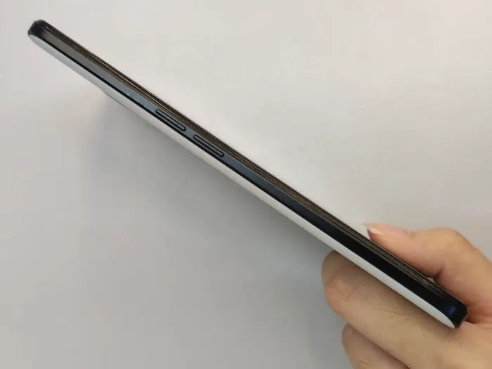 Realme GT Neo 3 — photo 6 of 9
