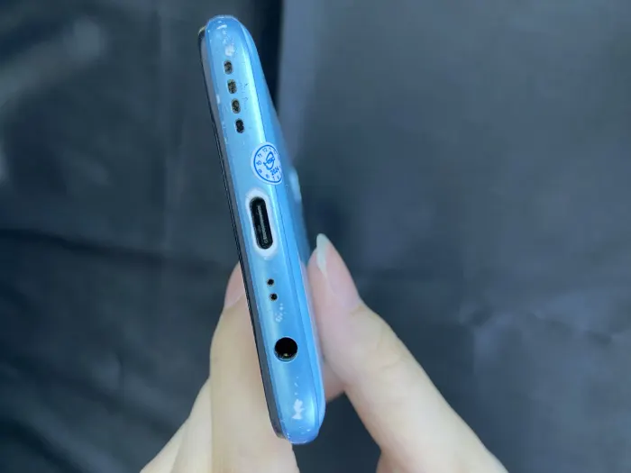 Realme Narzo 20 Pro — photo 3 of 8