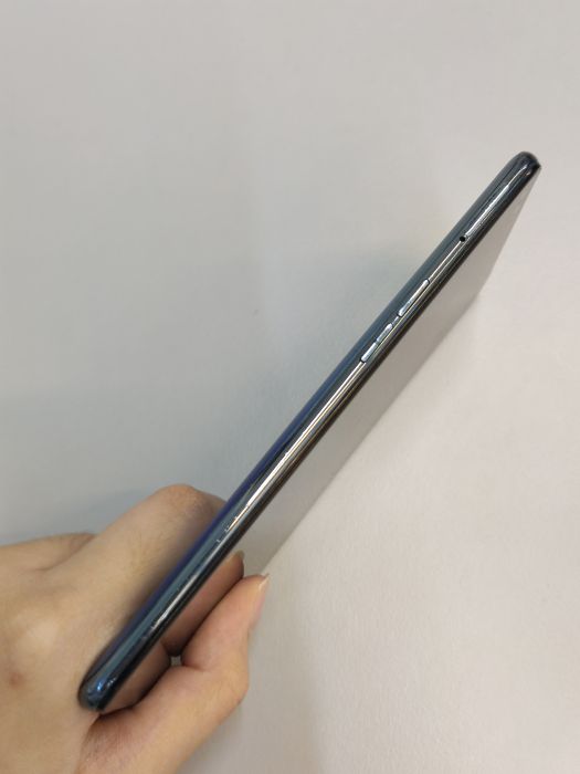 OPPO Reno 4 — photo 3 of 6