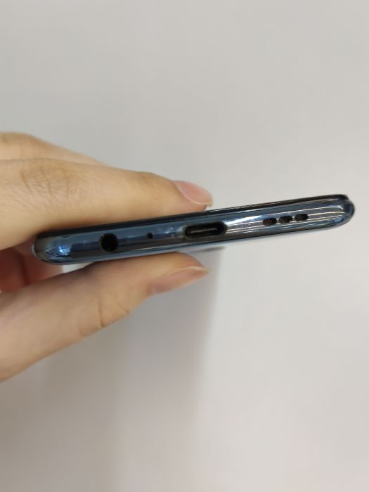 OPPO Reno 4 — photo 5 of 6