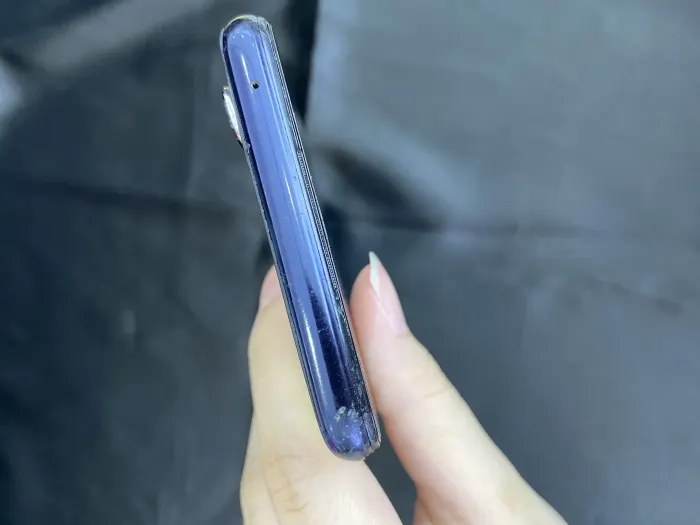 OPPO Reno 3 — photo 5 of 9