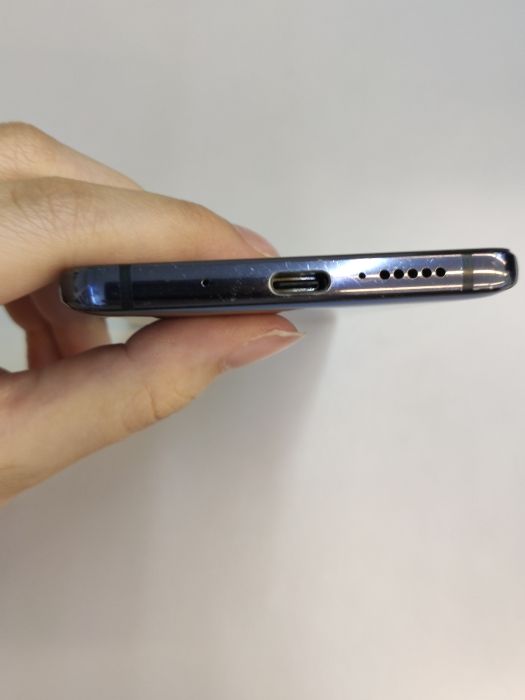 Huawei Mate 10 Pro — photo 5 of 7