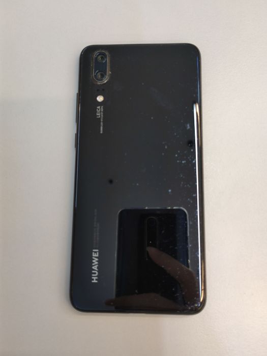 Huawei P20 — photo 2 of 7