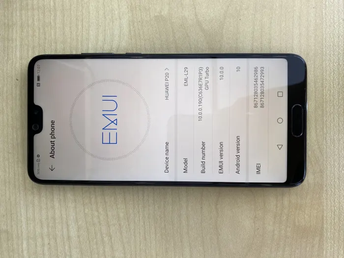 Huawei P20 — photo 3 of 9