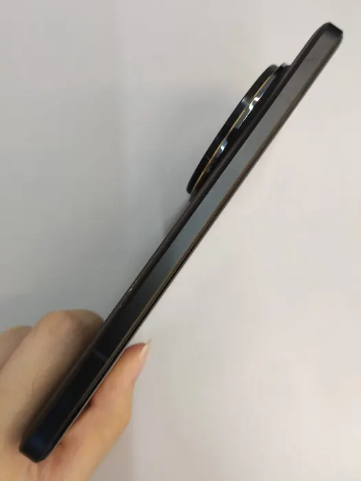 Xiaomi 14 Ultra — photo 2 of 9
