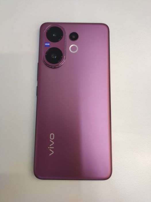 Vivo V60 — photo 3 of 6