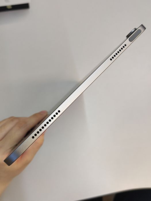 Apple iPad Air 11-Inch M4 — photo 6 of 8
