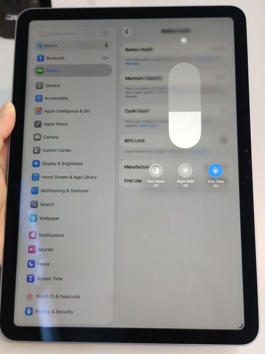 Apple iPad Air 11-Inch M4 — photo 7 of 8