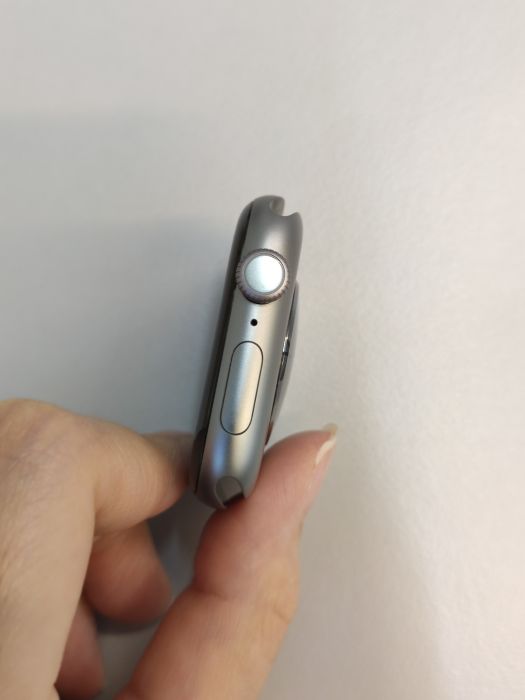Apple Apple Watch Series 11 — photo 4 of 6