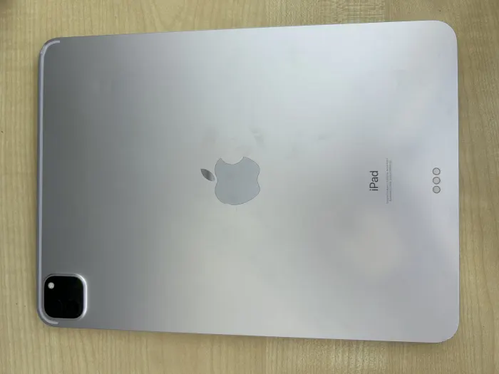 Apple iPad Pro 11-inch (3rd Generation) Wi-fi — photo 3 of 7