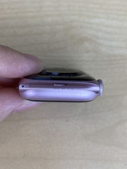 Apple Watch S9 Wi-fi + Cellular · 3/9