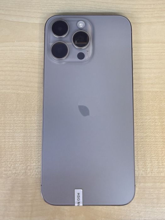 iPhone 15 Pro Max
