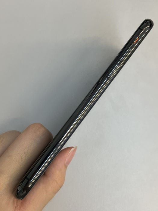 iPhone X · 5/8
