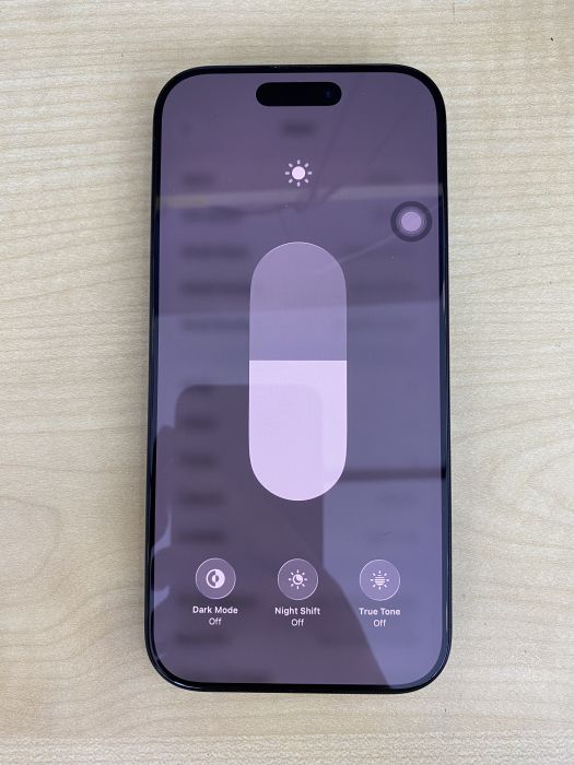 iPhone 16 Pro · 10/11