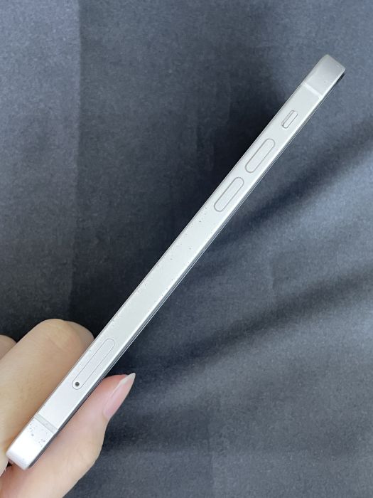 iPhone 12 · 3/11