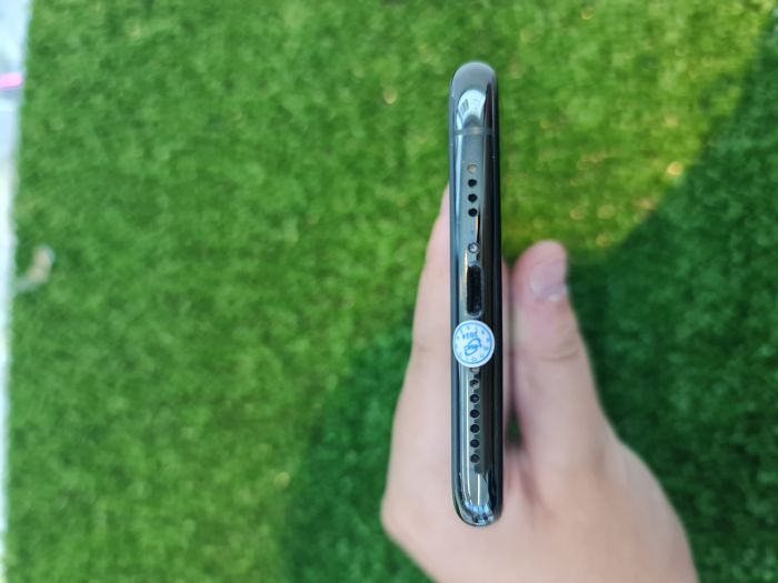 iPhone 11 Pro Max · 4/8