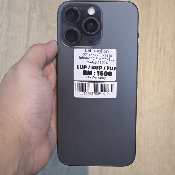 iPhone 15 Pro Max